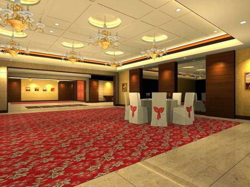 Hotel Ds Clarks Inn Gurgaon Exterior photo